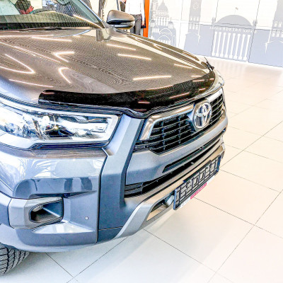 Дефлектор капота для Hilux